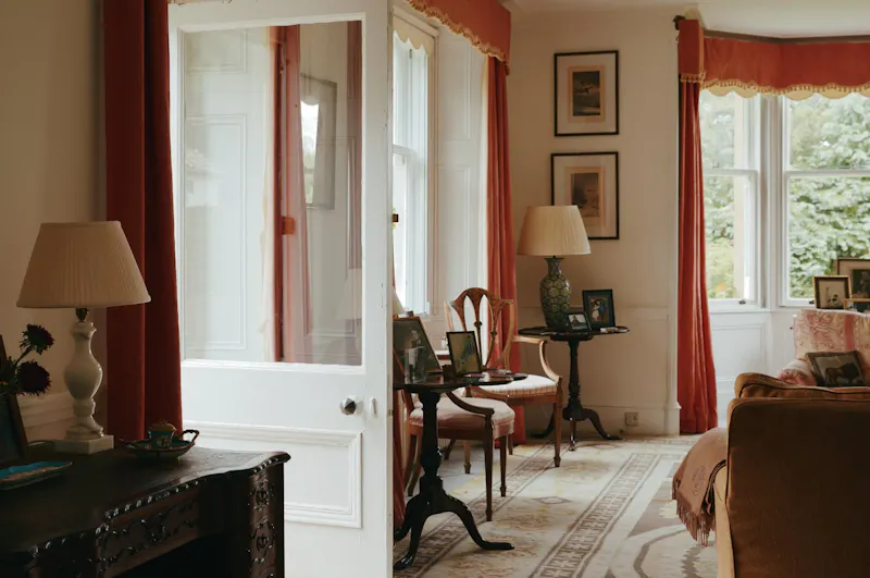 Whimsical Elgin country house, B2127 (photo 8)