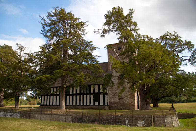 Grand Whittington stately home, A1694 (photo 34)