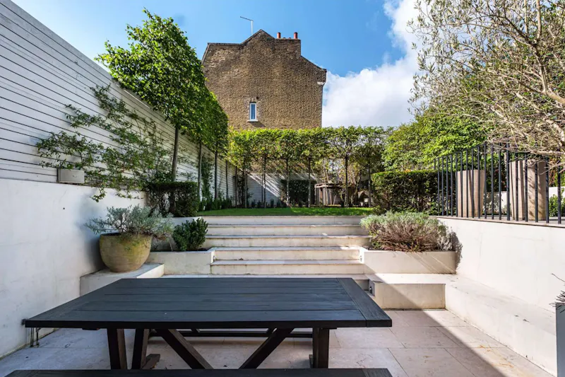 Terrace/Patio at Stylish Wandsworth family home, B2128 (photo 13)