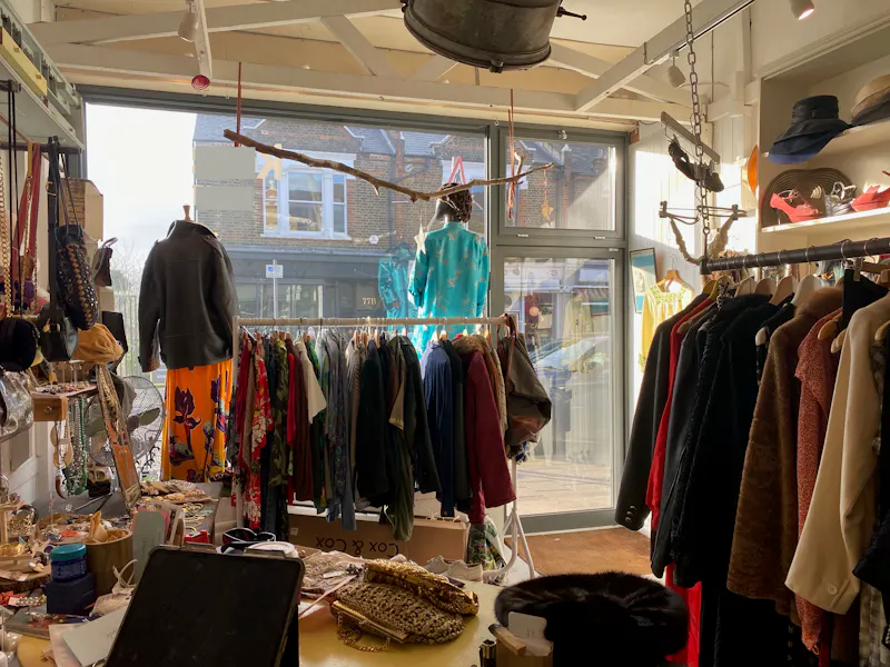 Kensal Green vintage shop, SHOP28 (photo 3)
