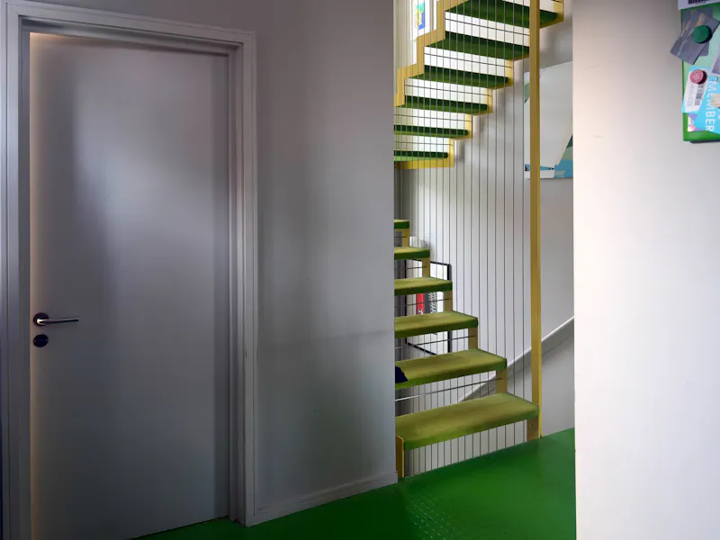 Entrance hall at Canonbury Design-Led Townhouse, B2129 (photo 2)