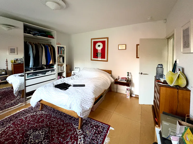Bedroom at Canonbury Design-Led Townhouse, B2129 (photo 22)