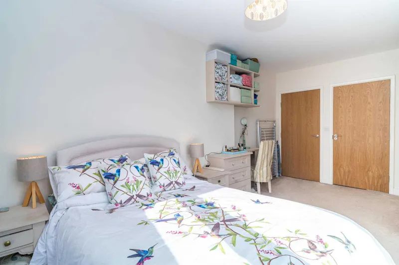 Neutral Colindale Flat, F1274 (photo 9)