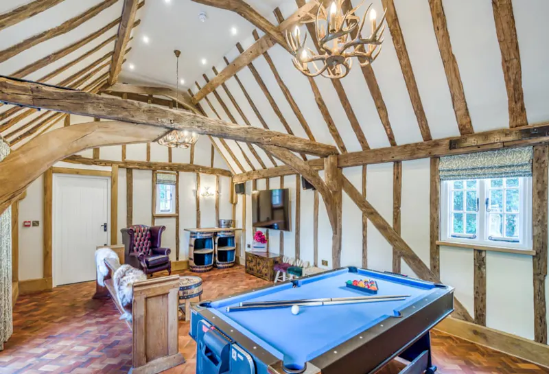 Games room at Stebbing Tudor manor house, M372 (photo 13)