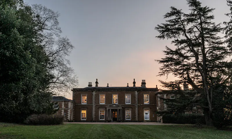 Elegant Tugby Georgian house , A1696 (photo 65)