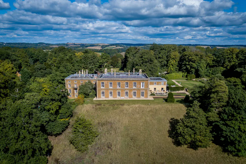 Elegant Tugby Georgian house , A1696 (photo 69)