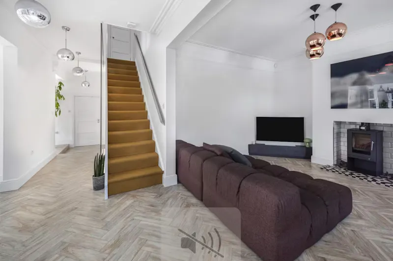 Sleek Victorian Altrincham Home, B2130 (photo 6)