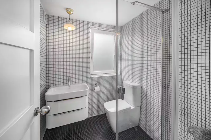 Sleek Victorian Altrincham Home, B2130 (photo 14)