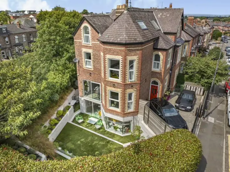 Driveway at Sleek Victorian Altrincham Home, B2130 (photo 18)