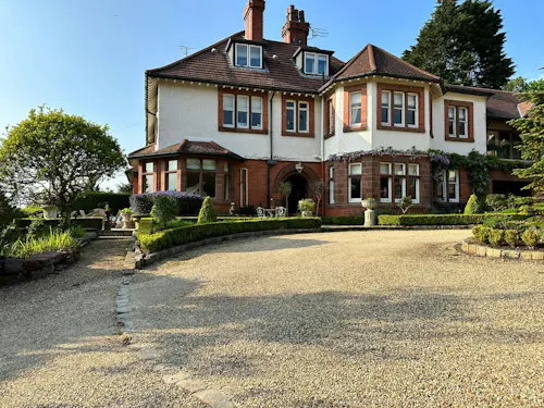 Grand Victorian Merseyside Home, B2131