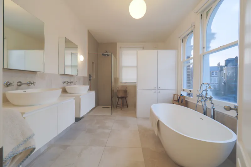 Bath at Upper Holloway Victorian Home, B2135 (photo 14)