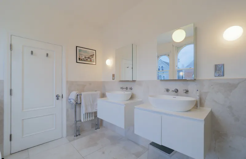 Upper Holloway Victorian Home, B2135 (photo 16)