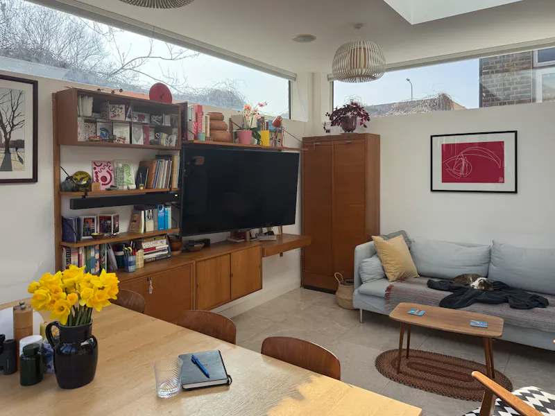 Living Room at Stylish Kensal Green house, F1107 (photo 10)