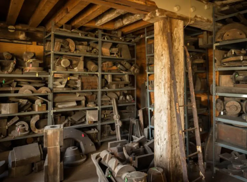 Historical East London Mill, N572 (photo 9)