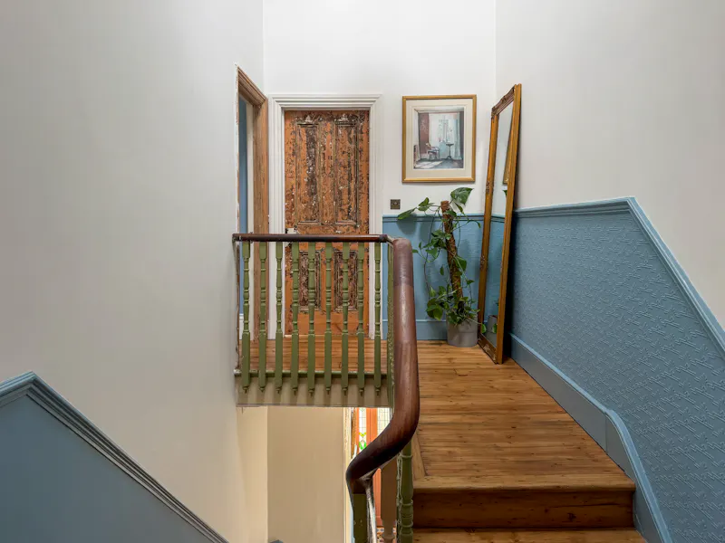 Landing at Harlesden Victorian Home, B2133 (photo 11)