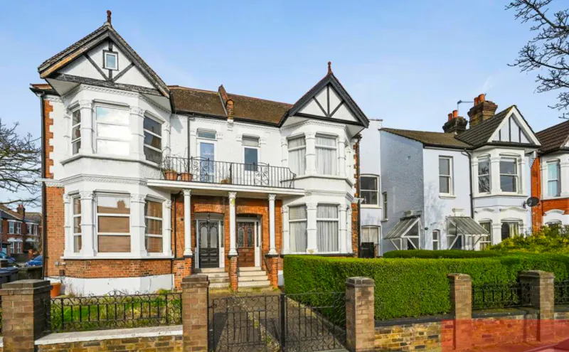 Harlesden Victorian Home, B2133 (photo 1)
