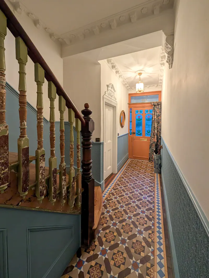 Floor - tiled at Harlesden Victorian Home, B2133 (photo 2)