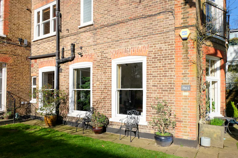 Retro Hampstead Flat, F1276 (photo 30)