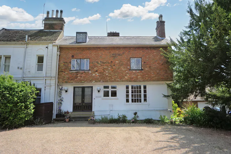 Character Sevenoaks Period home, B2143 (photo 2)