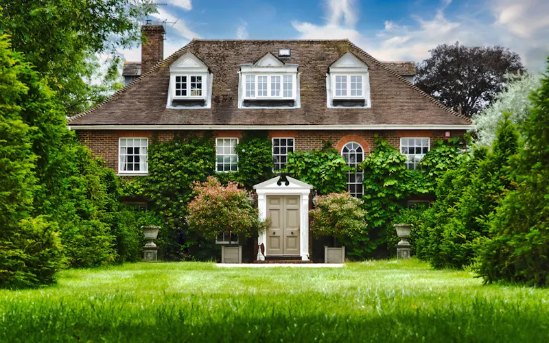 Grand Odiham Country Home , A1697 (photo 1)