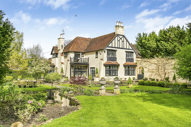 Garden at Old Mill House Kings Langley, C960 (photo 12)