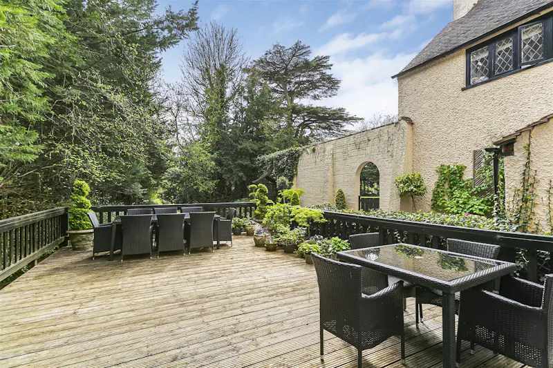 Terrace/Patio at Old Mill House Kings Langley, C960 (photo 11)