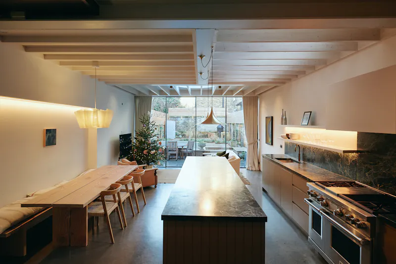 Beams at Victoria Park design-led home, B2136 (photo 9)