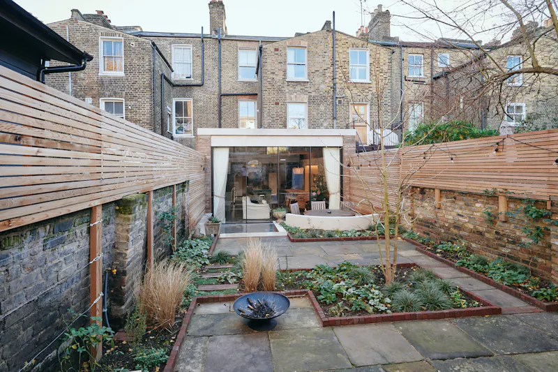 Garden at Victoria Park design-led home, B2136 (photo 24)