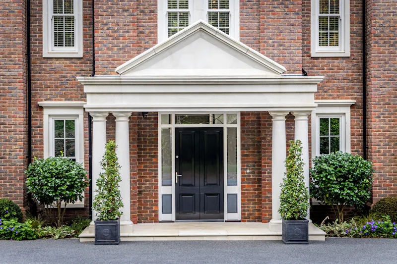 Glamorous Burwood mansion, D2877 (photo 2)