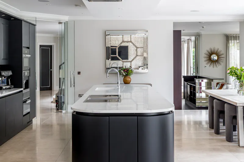 Glamorous Burwood mansion, D2877 (photo 17)