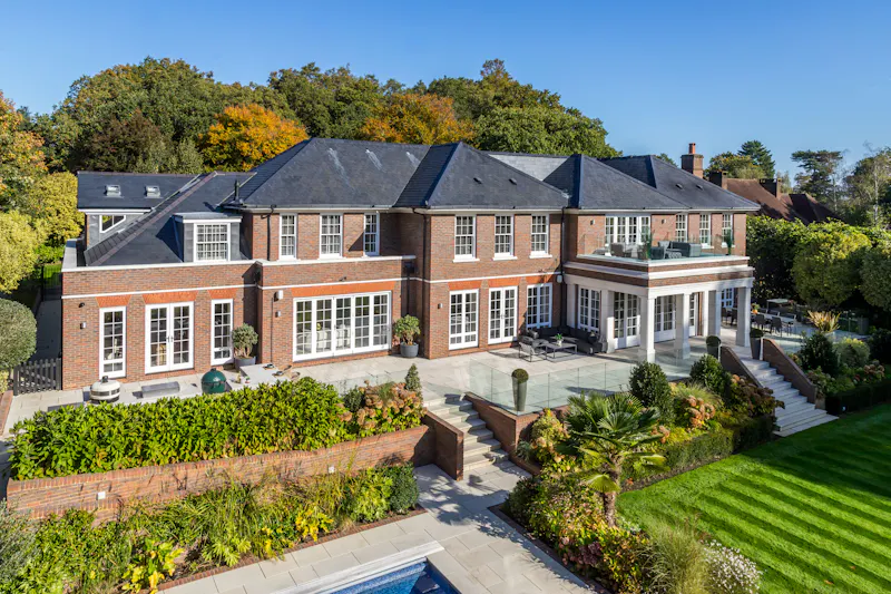 Terrace/Patio at Glamorous Burwood mansion, D2877 (photo 67)