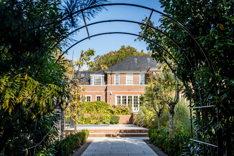 Glamorous Burwood mansion, D2877 (photo 74)