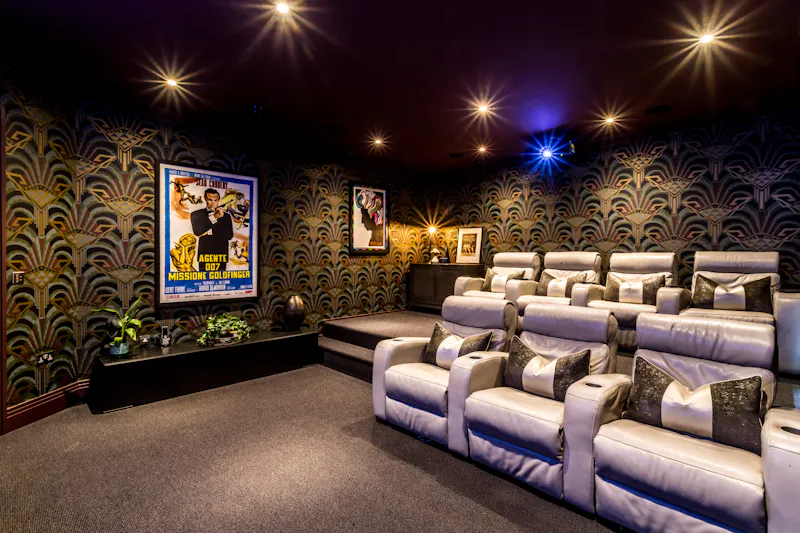 Glamorous Burwood mansion, D2877 (photo 29)