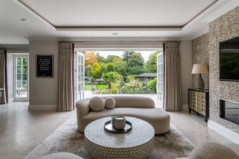 French doors at Glamorous Burwood mansion, D2877 (photo 10)