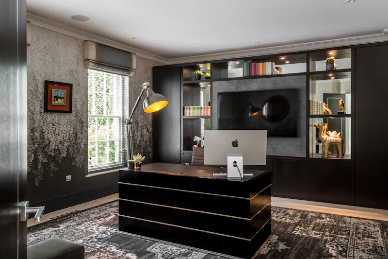 Study at Glamorous Burwood mansion, D2877 (photo 27)