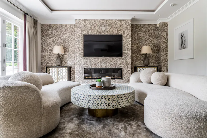 Living Room at Glamorous Burwood mansion, D2877 (photo 8)