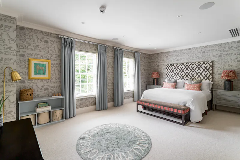 Bedroom at Glamorous Burwood mansion, D2877 (photo 44)