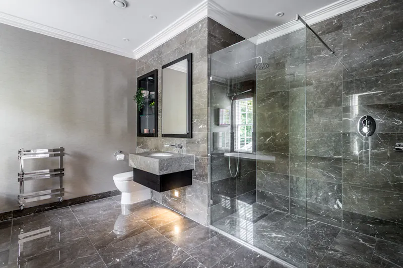 Shower at Glamorous Burwood mansion, D2877 (photo 52)