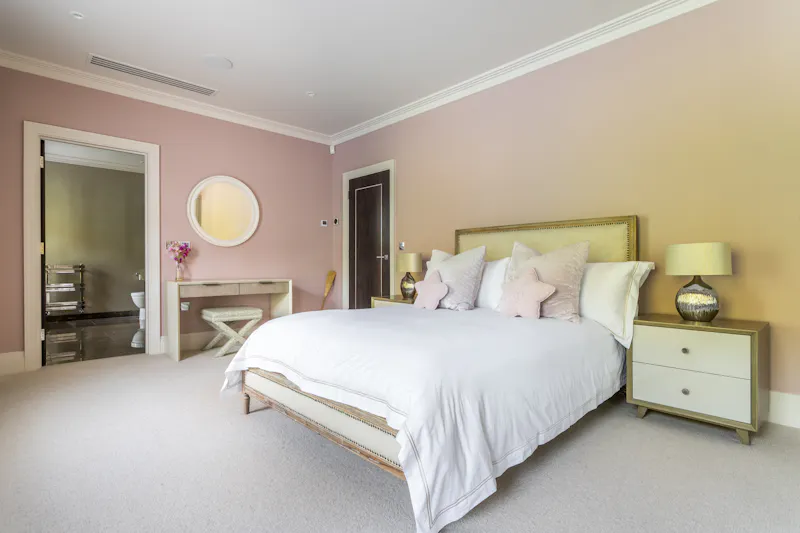 Bedroom at Glamorous Burwood mansion, D2877 (photo 60)