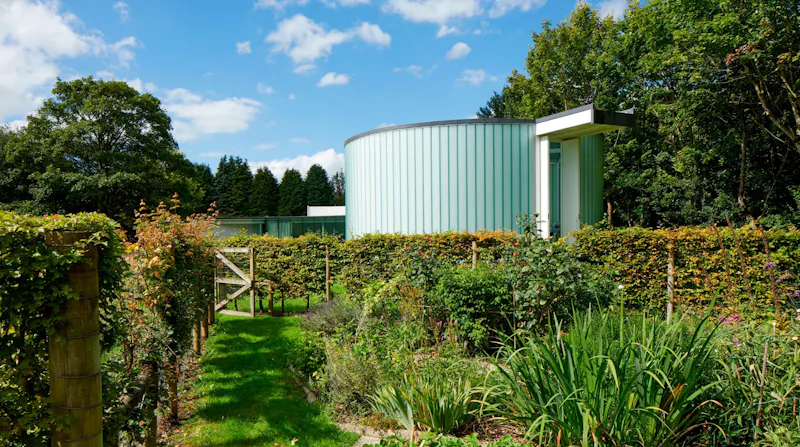 Stable / Outbuildings at Striking curved Wiltshire house, K518 (photo 14)