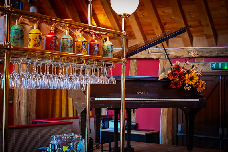 Coggeshall tea room & venue, R887 (photo 10)