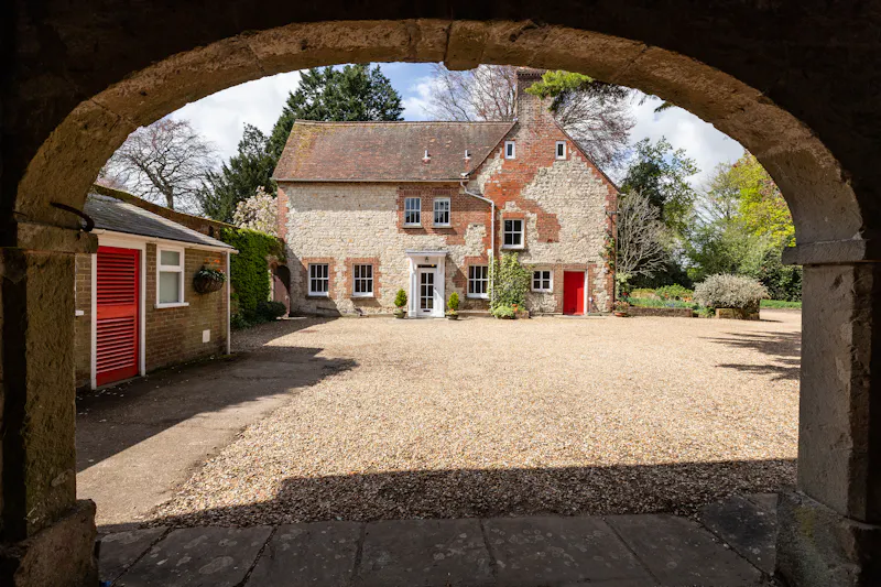 Magical South Downs farmhouse, E554 (photo 58)