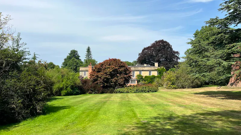 Devizes vacant country home, A1700 (photo 13)