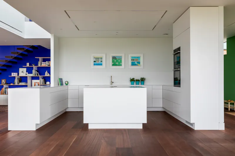 Kitchen at Architect-Designed Ipsden Home, K519 (photo 5)