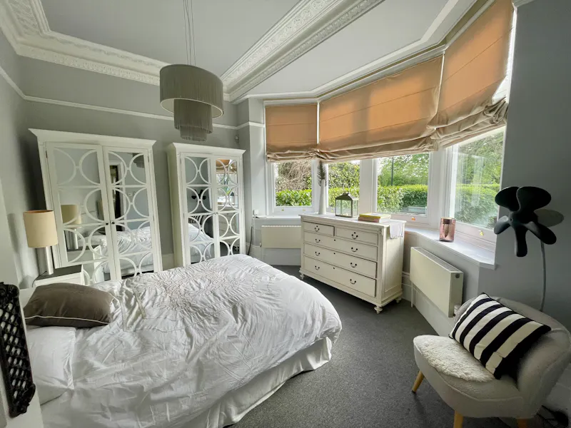 Bedroom - main at Contemporary Ealing house, B1296 (photo 21)