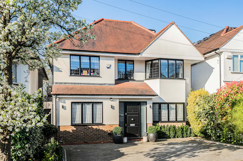 Mill Hill family home, D2880 (photo 21)