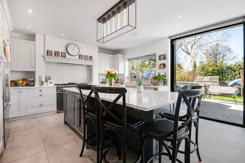Mill Hill family home, D2880 (photo 5)