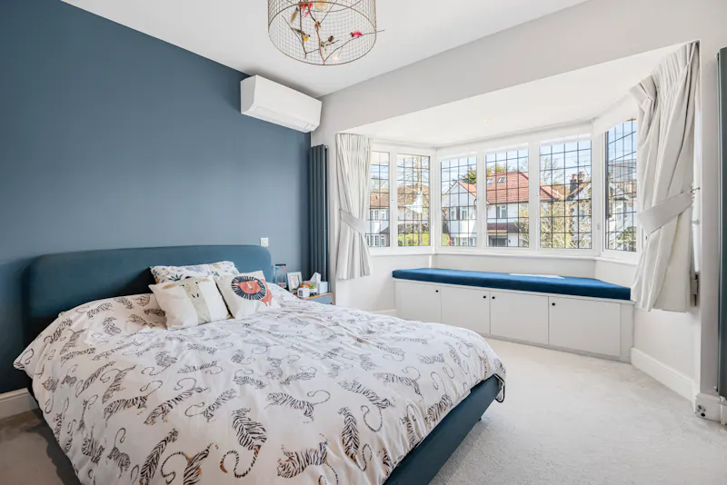 Bedroom at Mill Hill family home, D2880 (photo 13)