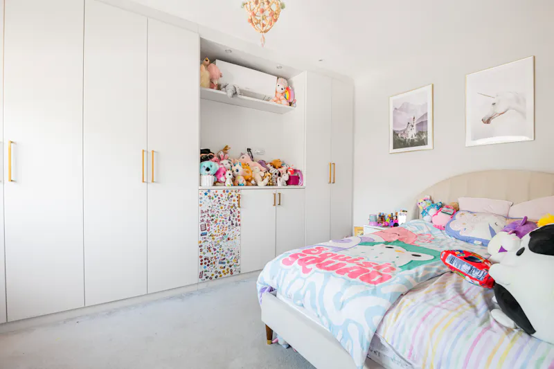 Bedroom - child's at Mill Hill family home, D2880 (photo 17)