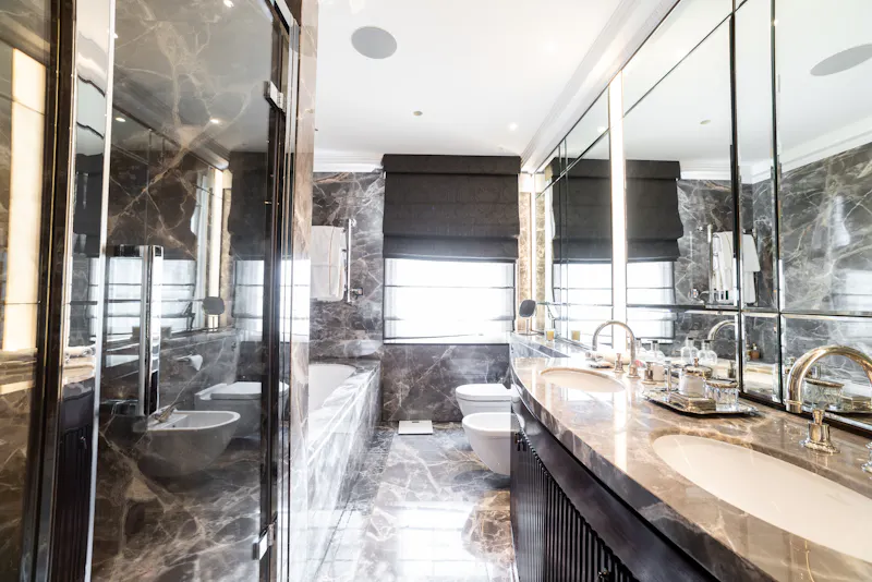 Bathroom at Luxurious Knightsbridge townhouse, A1698 (photo 41)